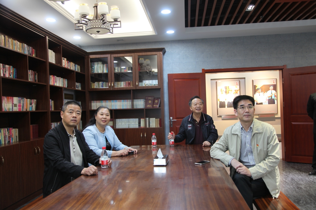2019年10月11日，連云港市退役軍人事務局王永仕局長一行到1號樓參觀展館